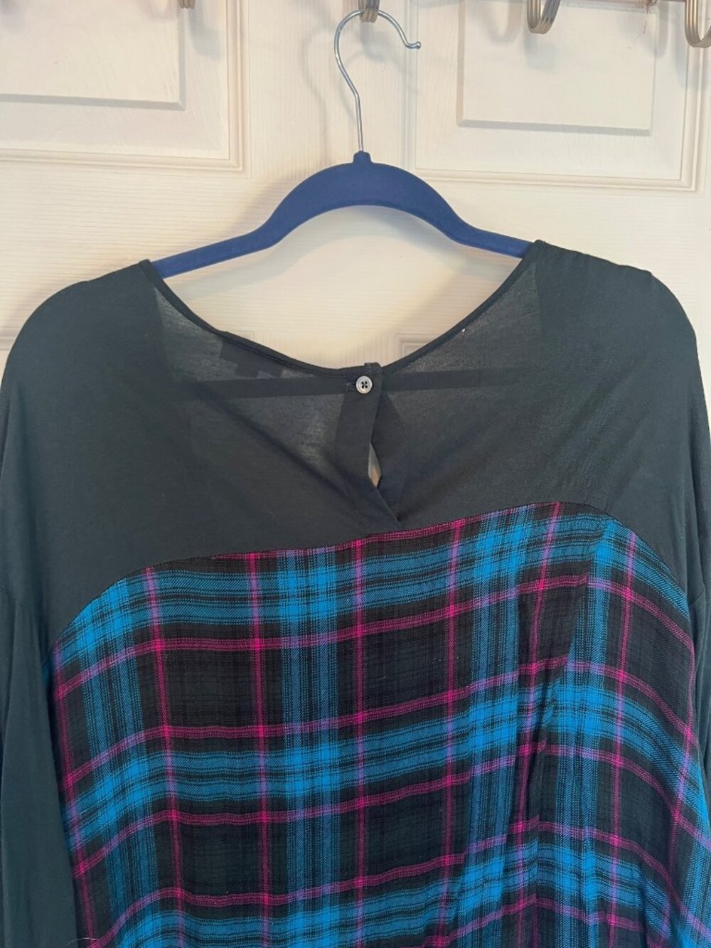 Avenue Plaid Tunic Top 26/28 Blue Green Knit Flannel Keyhole Lightweight Shirt - Picture 7 of 10